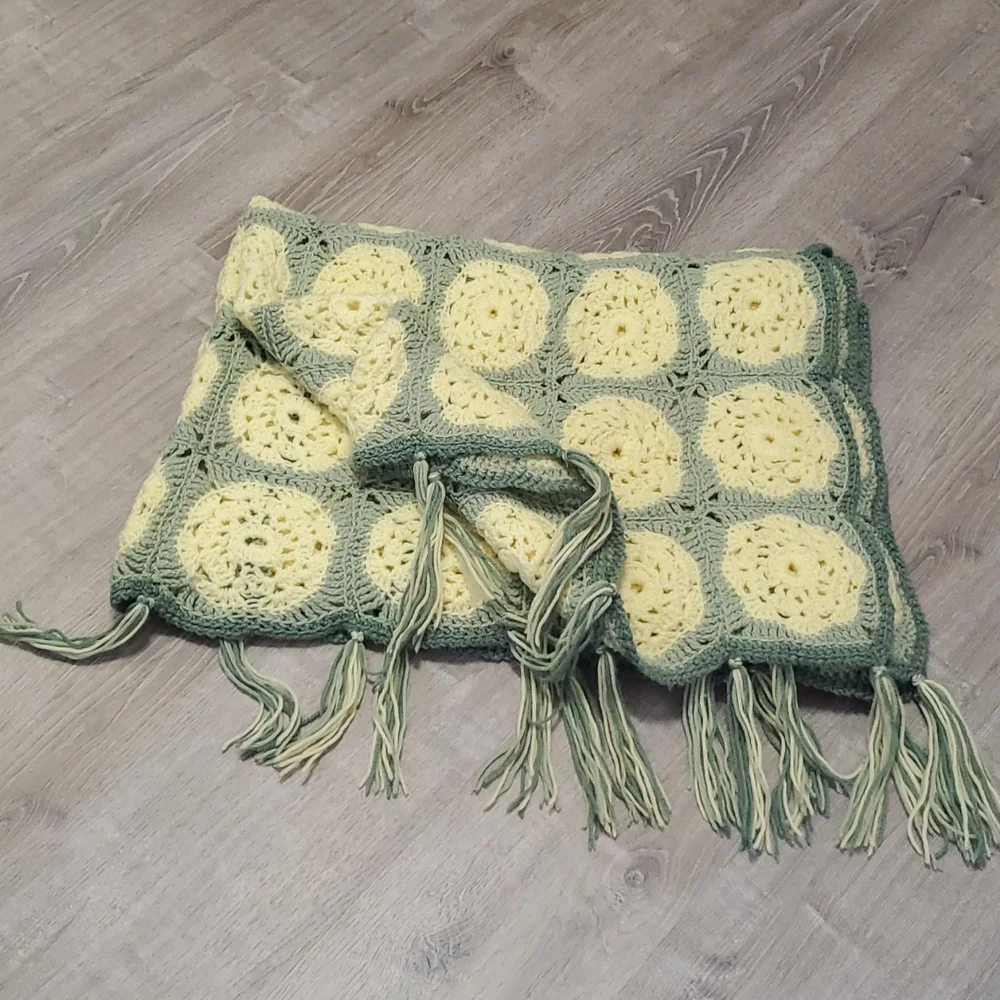Granny Crochet square Afghan blanket stitch green yellow colors